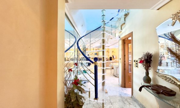 Resale - Apartment - Torrevieja - Centro