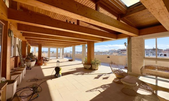 Resale - Apartment - Torrevieja - Centro