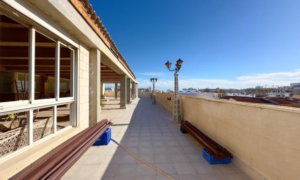 Resale - Apartment - Torrevieja - Centro