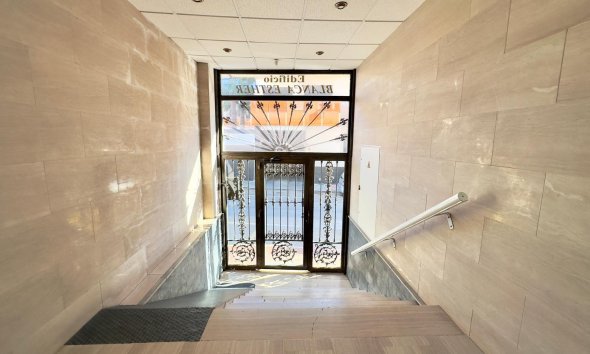 Resale - Apartment - Torrevieja - Centro