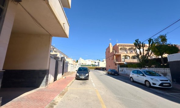 Resale - Apartment - Torrevieja - Centro