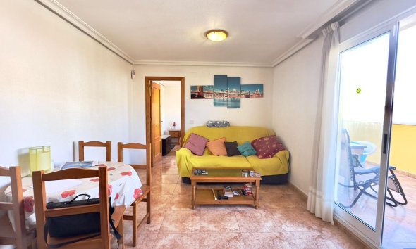 Resale - Apartment - Torrevieja - Parque de Las Naciones