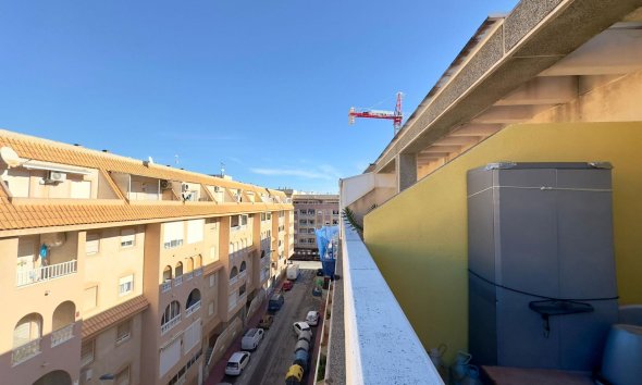 Resale - Apartment - Torrevieja - Parque de Las Naciones