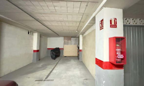 Resale - Apartment - Torrevieja - Parque de Las Naciones
