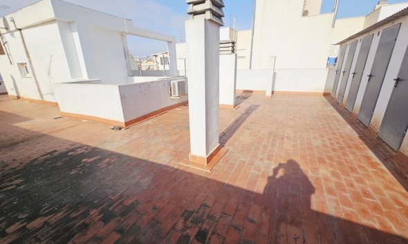 Resale - Apartment - Torrevieja - Estacion de autobuses