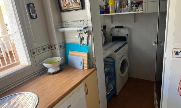 Resale - Apartment - Orihuela Costa - Campoamor