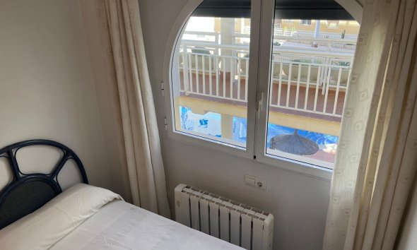 Resale - Apartment - Orihuela Costa - Campoamor