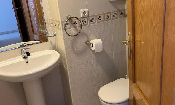 Resale - Apartment - Orihuela Costa - Campoamor