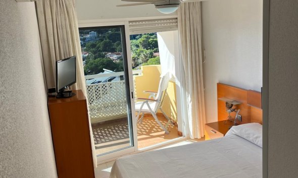 Resale - Apartment - Orihuela Costa - Campoamor