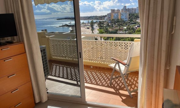 Resale - Apartment - Orihuela Costa - Campoamor