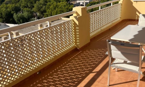 Resale - Apartment - Orihuela Costa - Campoamor