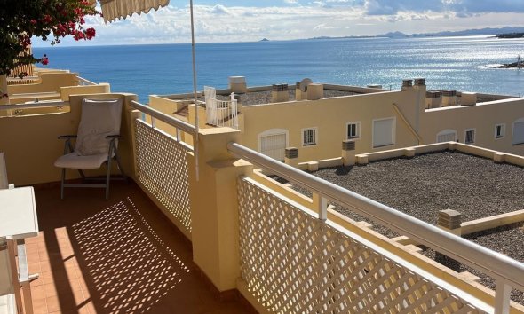 Resale - Apartment - Orihuela Costa - Campoamor