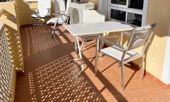 Resale - Apartment - Orihuela Costa - Campoamor