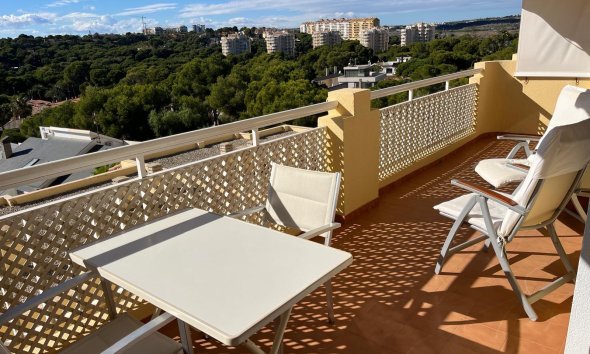 Resale - Apartment - Orihuela Costa - Campoamor