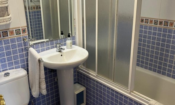Resale - Apartment - Orihuela Costa - Campoamor