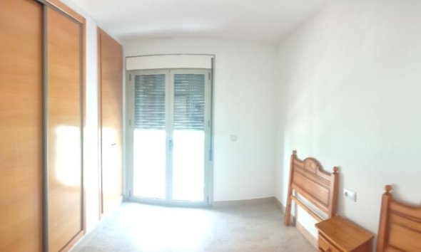Resale - Apartment - Torrevieja - Estacion de autobuses