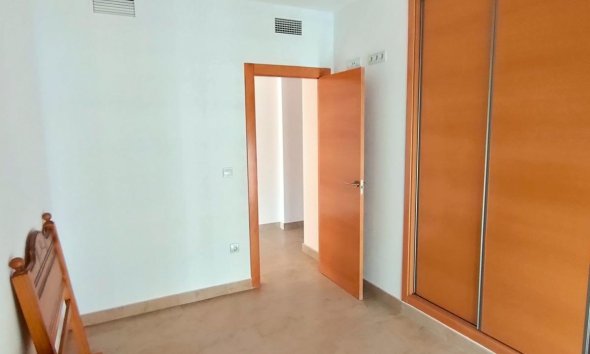 Resale - Apartment - Torrevieja - Estacion de autobuses