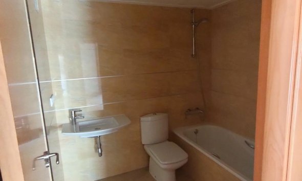 Resale - Apartment - Torrevieja - Estacion de autobuses
