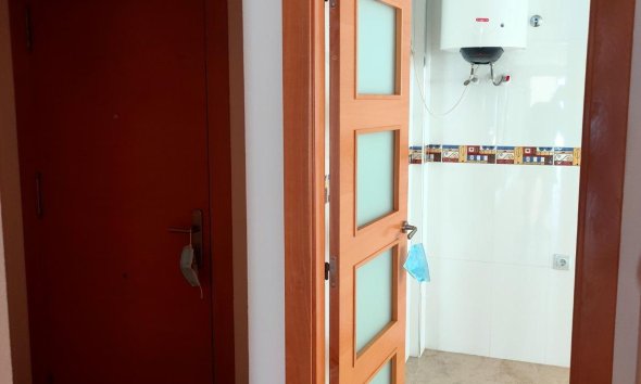 Resale - Apartment - Torrevieja - Estacion de autobuses