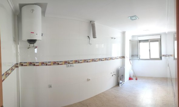 Resale - Apartment - Torrevieja - Estacion de autobuses