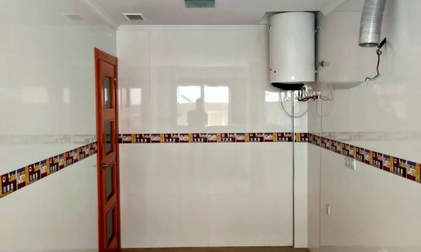 Resale - Apartment - Torrevieja - Estacion de autobuses