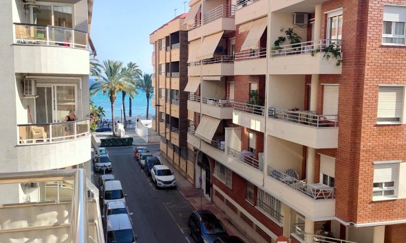 Resale - Apartment - Torrevieja - Estacion de autobuses