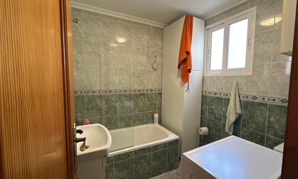 Resale - Apartment - Torrevieja - Estacion de autobuses