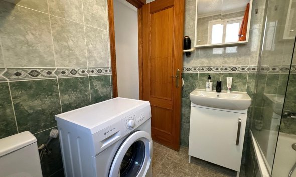 Resale - Apartment - Torrevieja - Estacion de autobuses