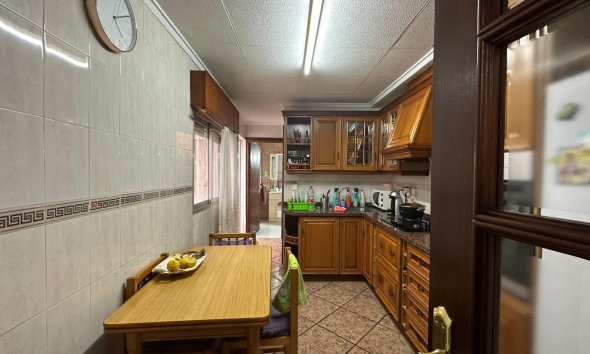 Resale - Apartment - Torrevieja - Estacion de autobuses