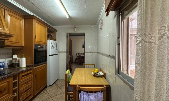 Resale - Apartment - Torrevieja - Estacion de autobuses