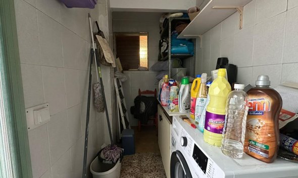 Resale - Apartment - Torrevieja - Estacion de autobuses