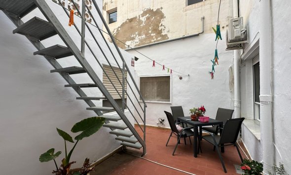 Resale - Apartment - Torrevieja - Estacion de autobuses