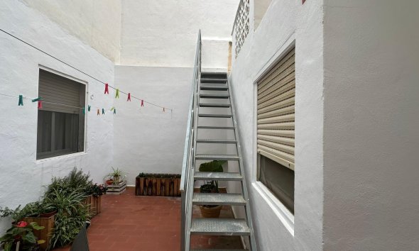 Resale - Apartment - Torrevieja - Estacion de autobuses