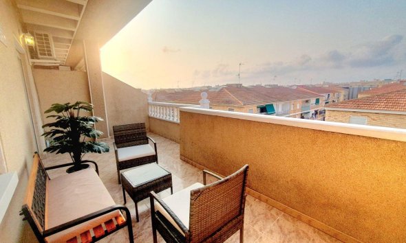 Resale - Apartment - Torrevieja - Estacion de autobuses