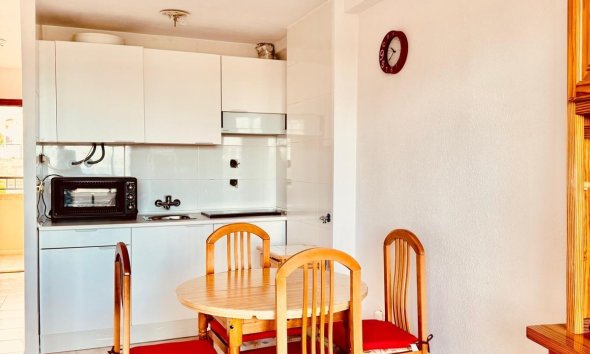 Resale - Apartment - Torrevieja - Cabo Cervera