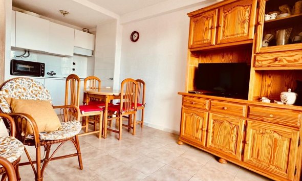 Resale - Apartment - Torrevieja - Cabo Cervera