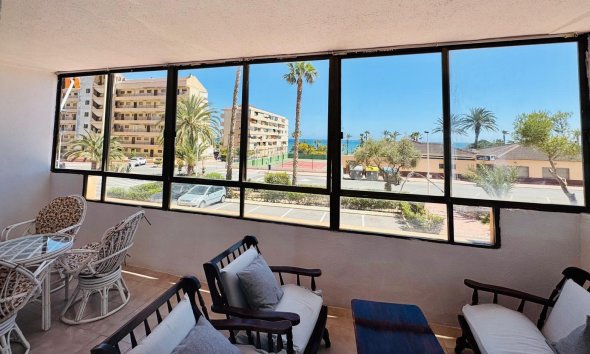 Resale - Apartment - Torrevieja - Cabo Cervera
