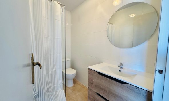 Resale - Apartment - Torrevieja - Cabo Cervera
