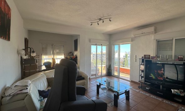 Resale - Apartment - Torrevieja - Estacion de autobuses