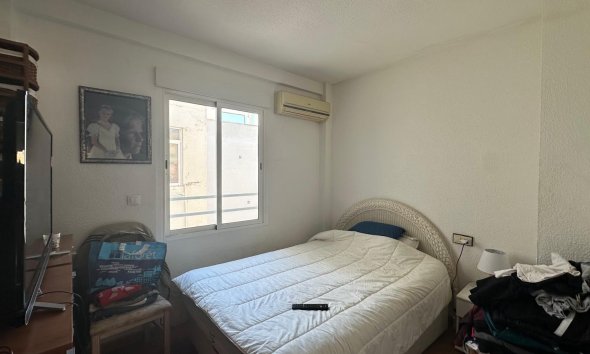 Resale - Apartment - Torrevieja - Estacion de autobuses