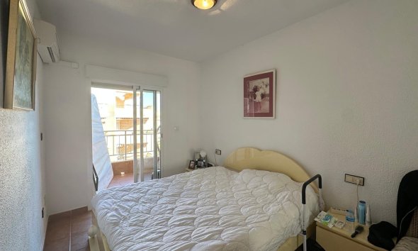 Resale - Apartment - Torrevieja - Estacion de autobuses