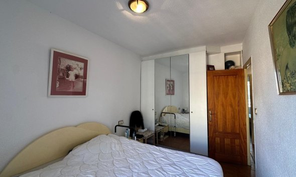 Resale - Apartment - Torrevieja - Estacion de autobuses