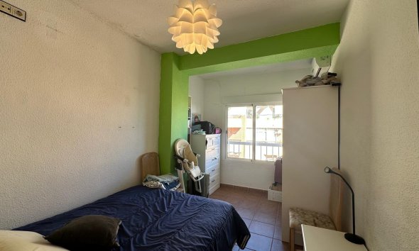 Resale - Apartment - Torrevieja - Estacion de autobuses