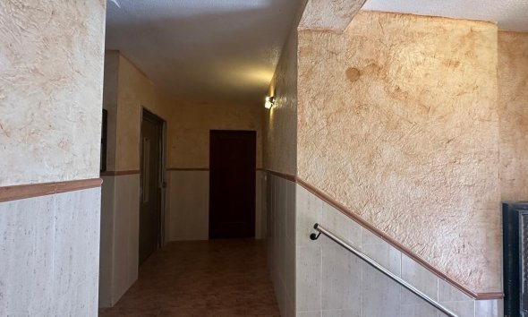 Resale - Apartment - Torrevieja - Estacion de autobuses