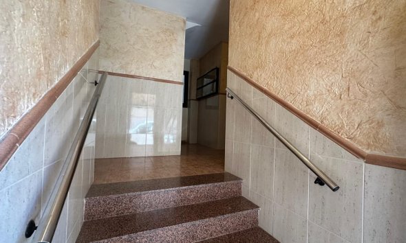 Resale - Apartment - Torrevieja - Estacion de autobuses