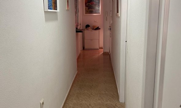 Resale - Apartment - Torrevieja - Estacion de autobuses