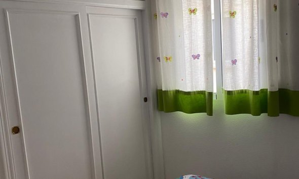 Resale - Apartment - Torrevieja - Estacion de autobuses