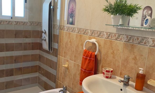 Resale - Apartment - Torrevieja - Estacion de autobuses