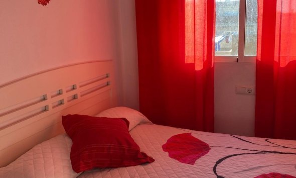 Resale - Apartment - Torrevieja - Estacion de autobuses