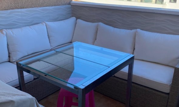 Resale - Apartment - Torrevieja - Estacion de autobuses